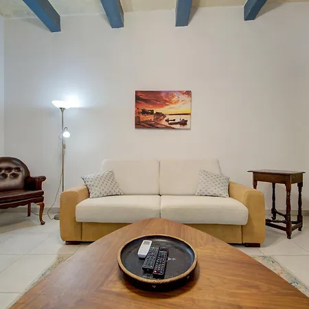 Cozy 3rd-floor By The Seafront By 360 Estates Valletta