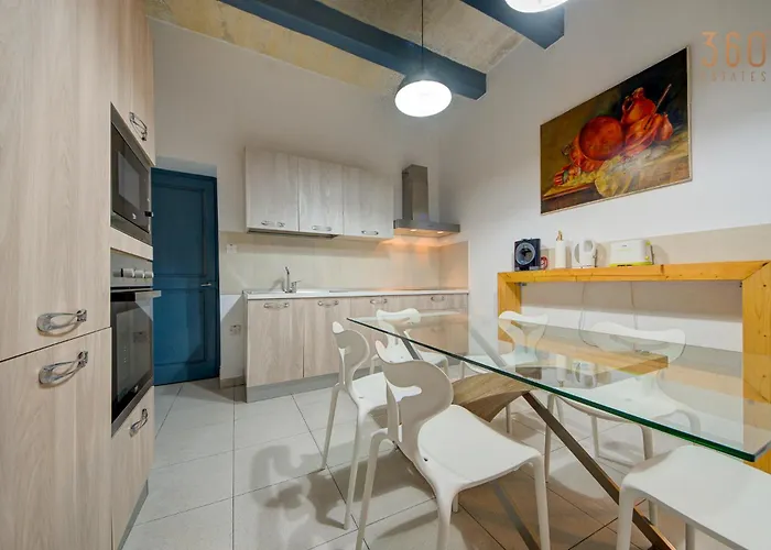 Lejlighed Cozy 3rd-floor By The Seafront By 360 Estates *