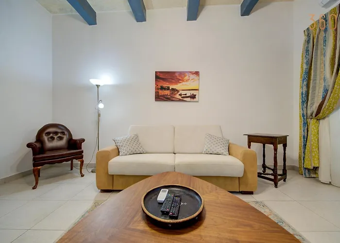 Cozy 3rd-floor By The Seafront By 360 Estates Valletta