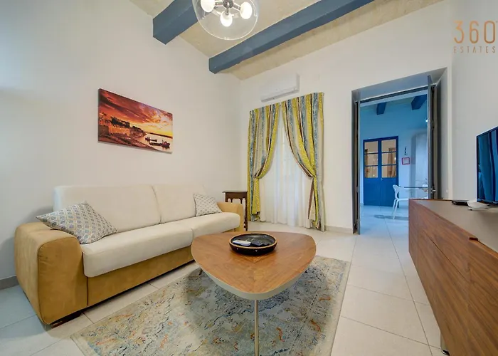 Lejlighed Cozy 3rd-floor By The Seafront By 360 Estates